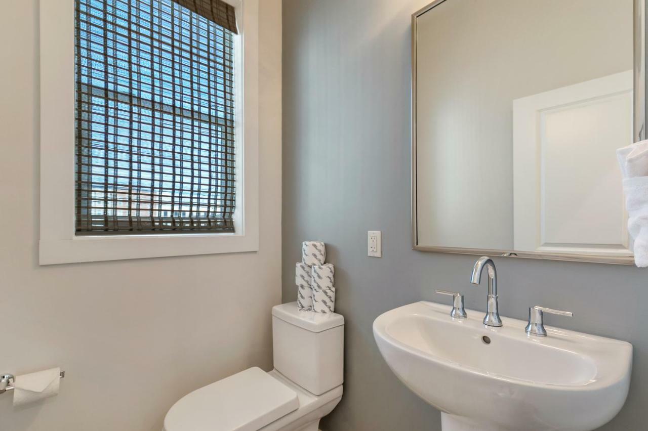 Mid City Fully Furnished Townhouse Nova Orleães Exterior foto